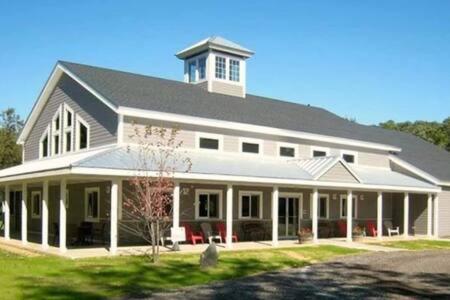 Beautiful Downstairs 1Bed 1Bth Charmer- Pet Friendly Michigan City Exteriör bild