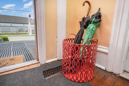 Beautiful Downstairs 1Bed 1Bth Charmer- Pet Friendly Michigan City Exteriör bild